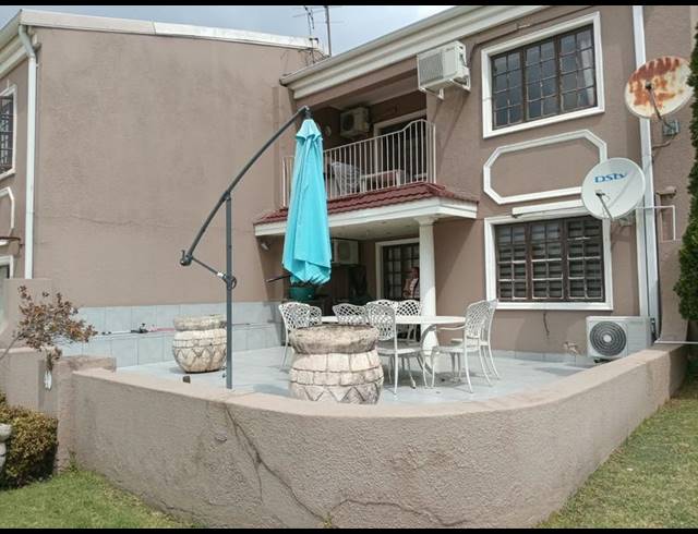 2 BEDROOM APARTMENT FOR SALE IN PEACEHAVEN